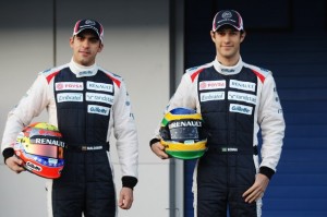 stor Maldonado y Bruno Senna, pilotos de un equipo que está my lejos de su historial.